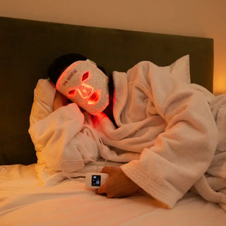 Rēd Mask by Spa Bohēme